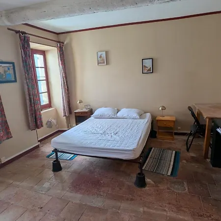 Casa de Férias Charmante Maison De Village à Tourouzelle