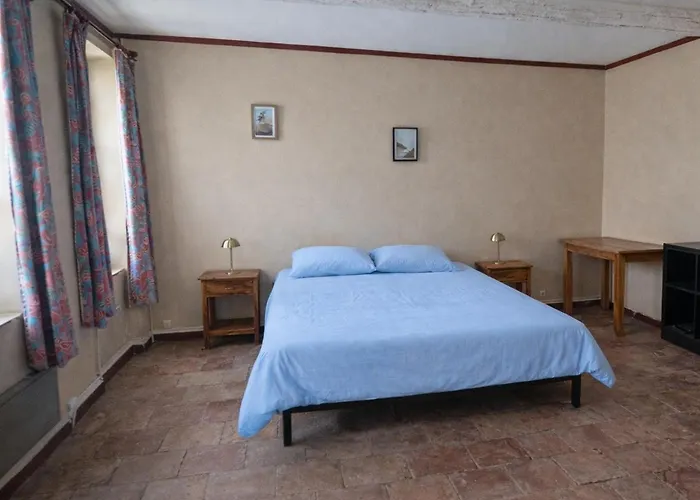 Charmante Maison De Village A *